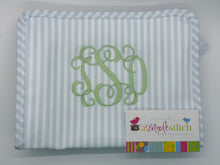 Load image into Gallery viewer, TRVL Design Roadie Zipper Bag
