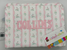 Load image into Gallery viewer, TRVL Design Roadie Zipper Bag
