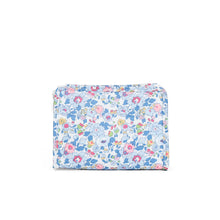 Load image into Gallery viewer, TRVL Design Roadie Zipper Bag
